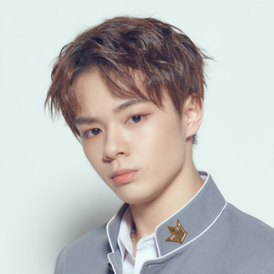 鶴房 汐恩 ｜ 101練習生 ｜ PRODUCE 101 JAPAN OFFICIAL SITE